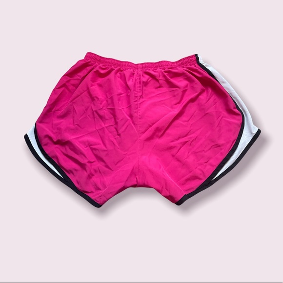 Nike Pink Shorts - Picture 2 of 8